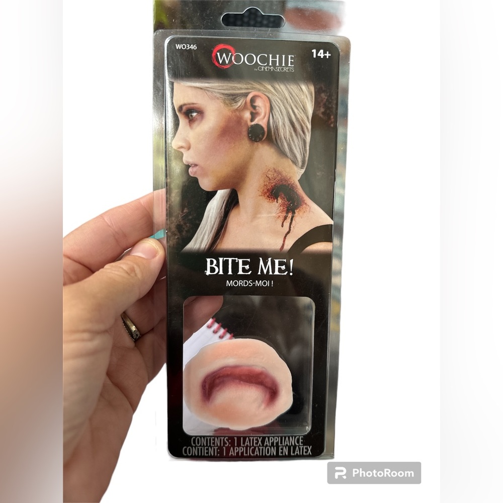 WOOCHIE Bite Me! Latex Prosthetic Brand New